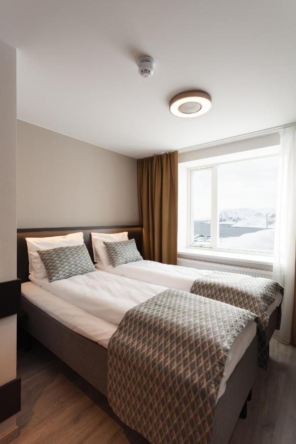 The View Hotel Honningsvag Exterior photo